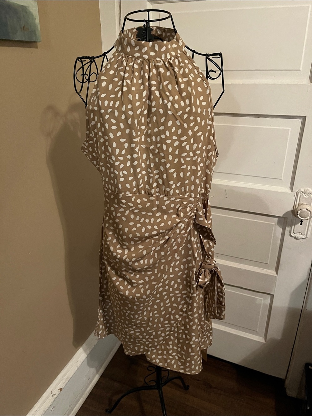 SHEIN Tan Dress with White Spot Print One-Shoulder